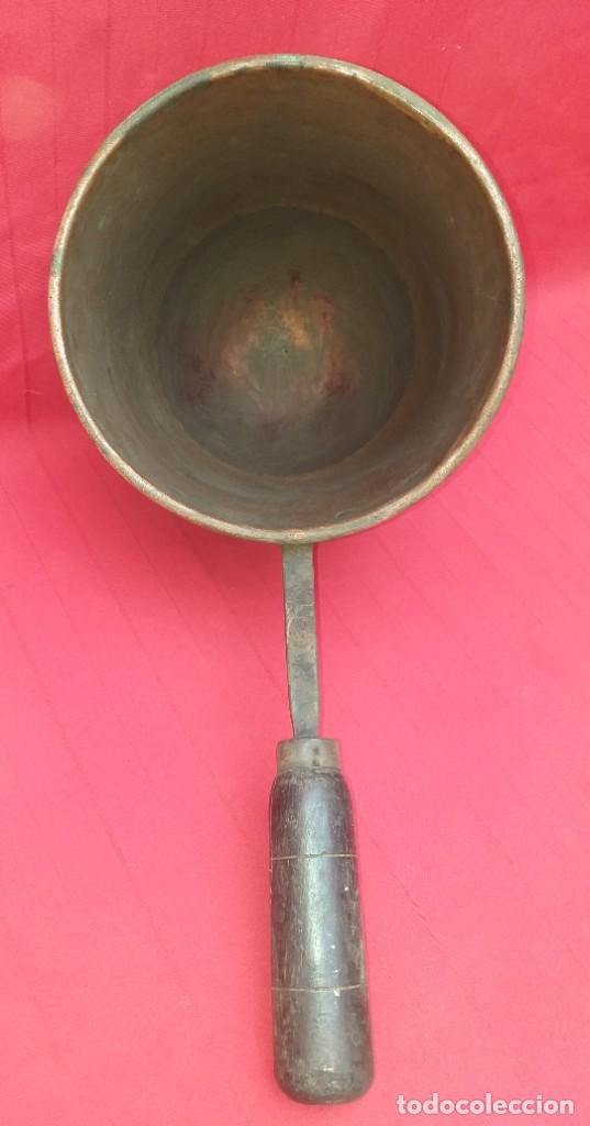 Antig&uuml;edades: CAZO DE COBRE SIGLO XIX - Foto 3