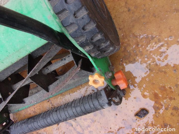Antig&uuml;edades: CORTADOR DE CESPED MANUAL. - Foto 4