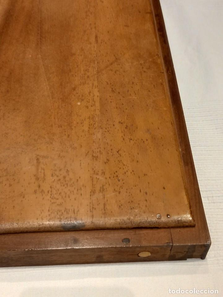 Antig&uuml;edades: espejo con marco de madera - Foto 10