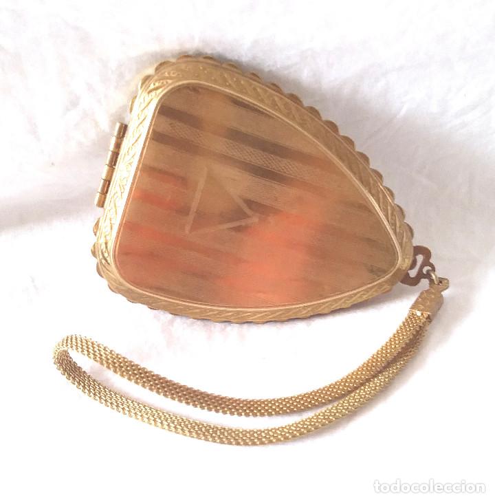Antig&uuml;edades: Polvera con Espejo de Bronce S XIX. Med. 8 cm - Foto 1