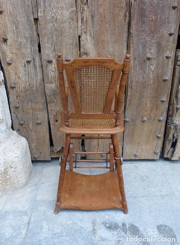 Antig&uuml;edades: Sillita infantil convertible - Foto 3