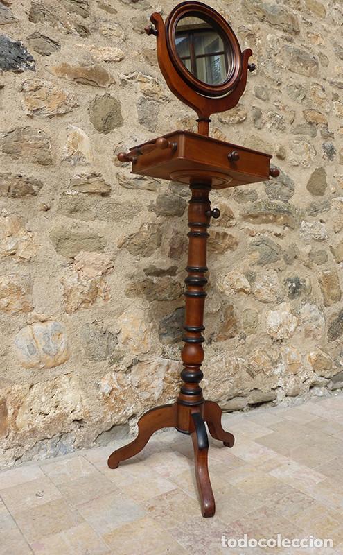 Antig&uuml;edades: Mueble auxiliar con espejo - Foto 2
