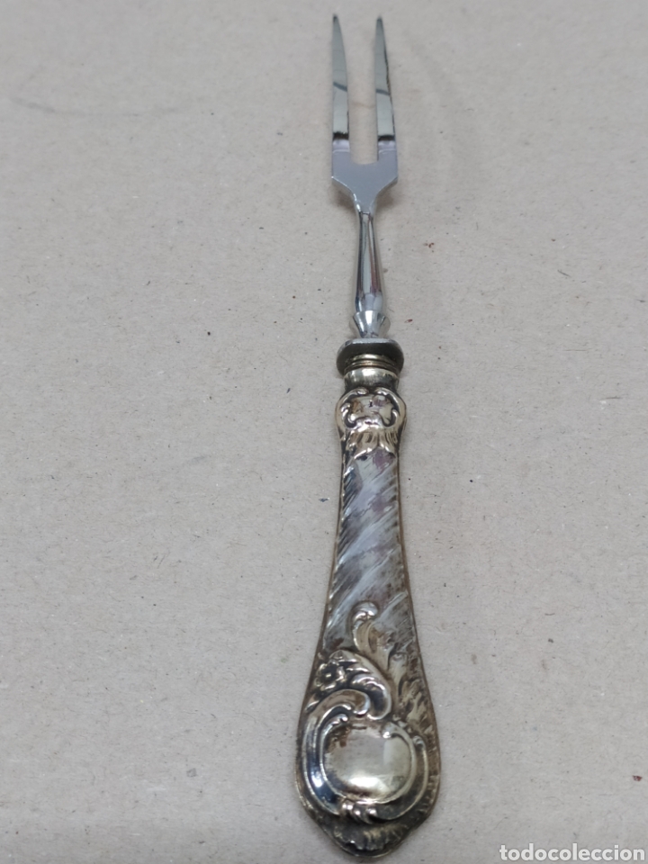 Antig&uuml;edades: Tenedor para trinchar - mango de plata 800 - 19cm - Foto 1