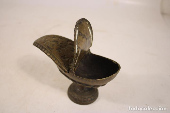 Antig&uuml;edades: antigua naveta de bronce - Foto 7