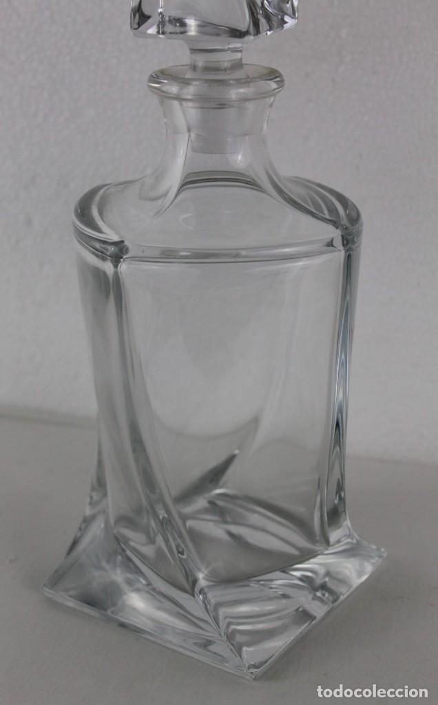 Antig&uuml;edades: Licorera en cristal del siglo XX - Foto 2