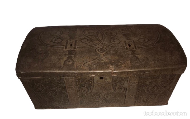 Antig&uuml;edades: Caja de hierro PP. S. XX - Foto 3