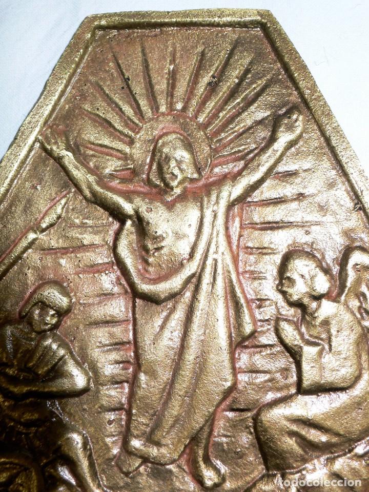 Antig&uuml;edades: PLACA DEVOCIONAL EN BRONCE - Foto 2