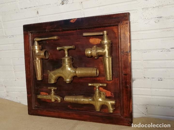 Antig&uuml;edades: Panel de grifos para toneles de vino - Foto 3