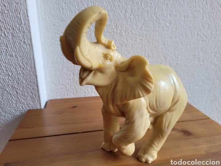 Antig&uuml;edades: Antiguo elefante de marmolina - Foto 1