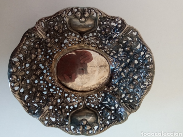 Antig&uuml;edades: Antiguo centro de mesa met&aacute;lico (&iquest;plata?) - Foto 1
