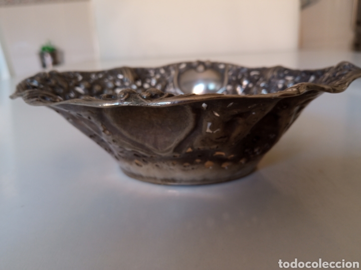 Antig&uuml;edades: Antiguo centro de mesa met&aacute;lico (&iquest;plata?) - Foto 4