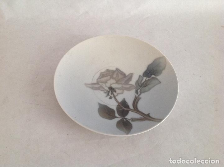 Antig&uuml;edades: Plato con Rosa de Royal Copenhagen - Foto 1