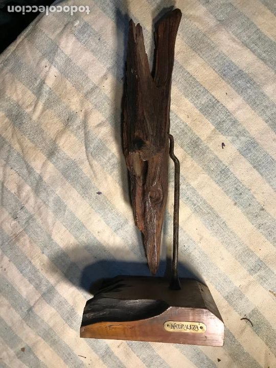 Antig&uuml;edades: Escultura llamada Naturaleza trozo de madera con soporte puede ser de una vi&ntilde;a, parte de una cepa,