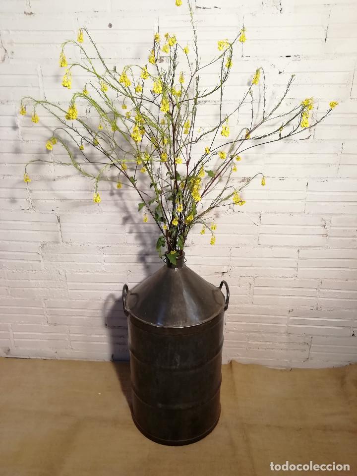 Antig&uuml;edades: Zafra de aceite limpia y barnizada - Foto 1