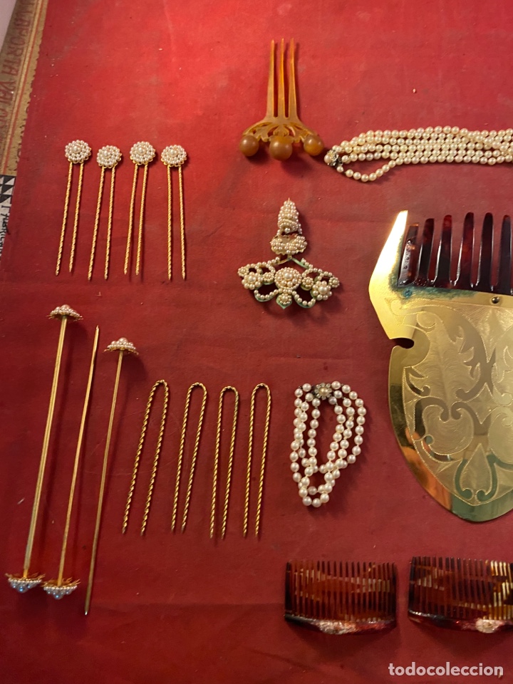 Antig&uuml;edades: Antiguo lote de peinetas y elementos fallera - Foto 4
