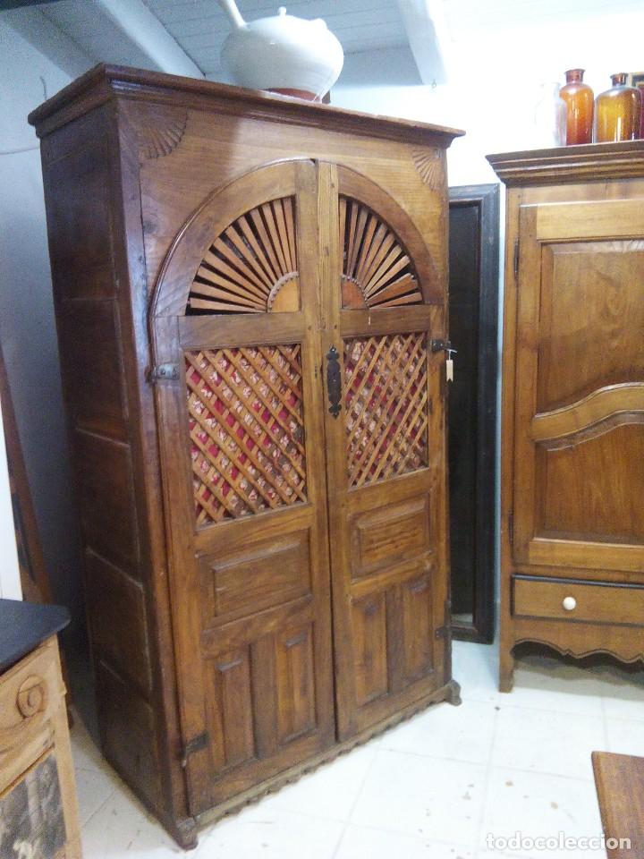 Antig&uuml;edades: ANTIGUO ARMARIO VASCO. ROBLE - Foto 2