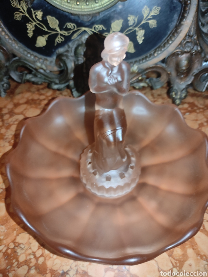 Antig&uuml;edades: Centro de mesa art deco en cristal rosa - Foto 8