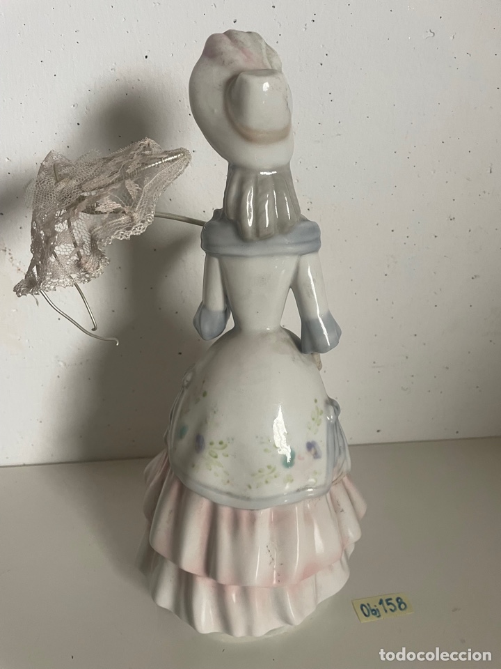 Antig&uuml;edades: Figura de porcelana de &eacute;poca - Foto 3