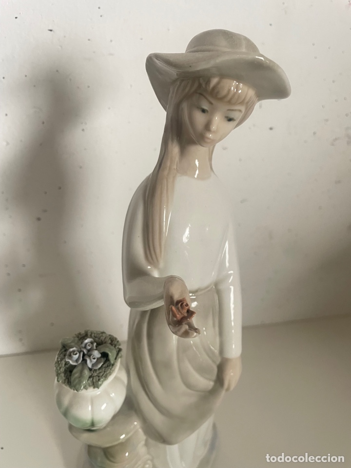 Antig&uuml;edades: Figura de porcelana porman - Foto 2