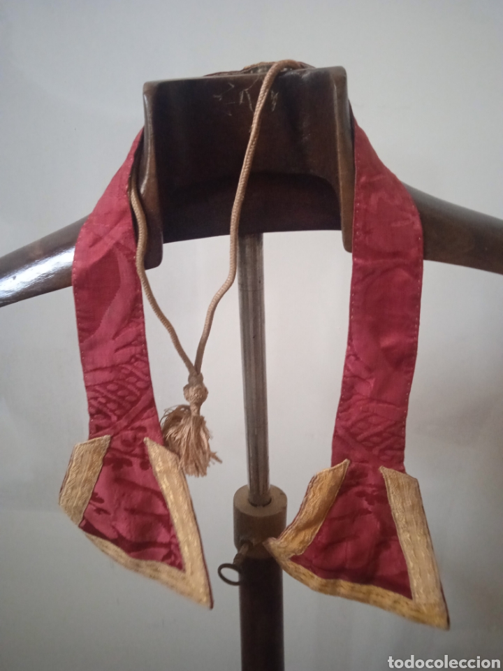 Antig&uuml;edades: muy antiguo manipul&oacute; eclesi&aacute;stico sacerdotal - Foto 1