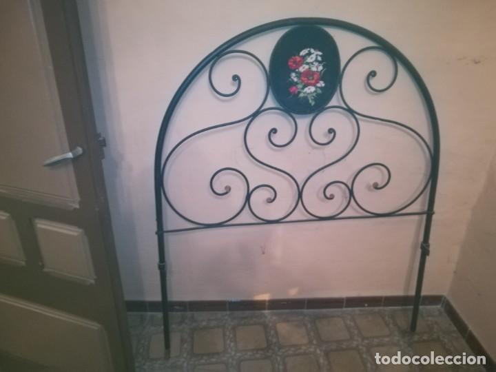 Antig&uuml;edades: CABECERO DE CAMA - Foto 2