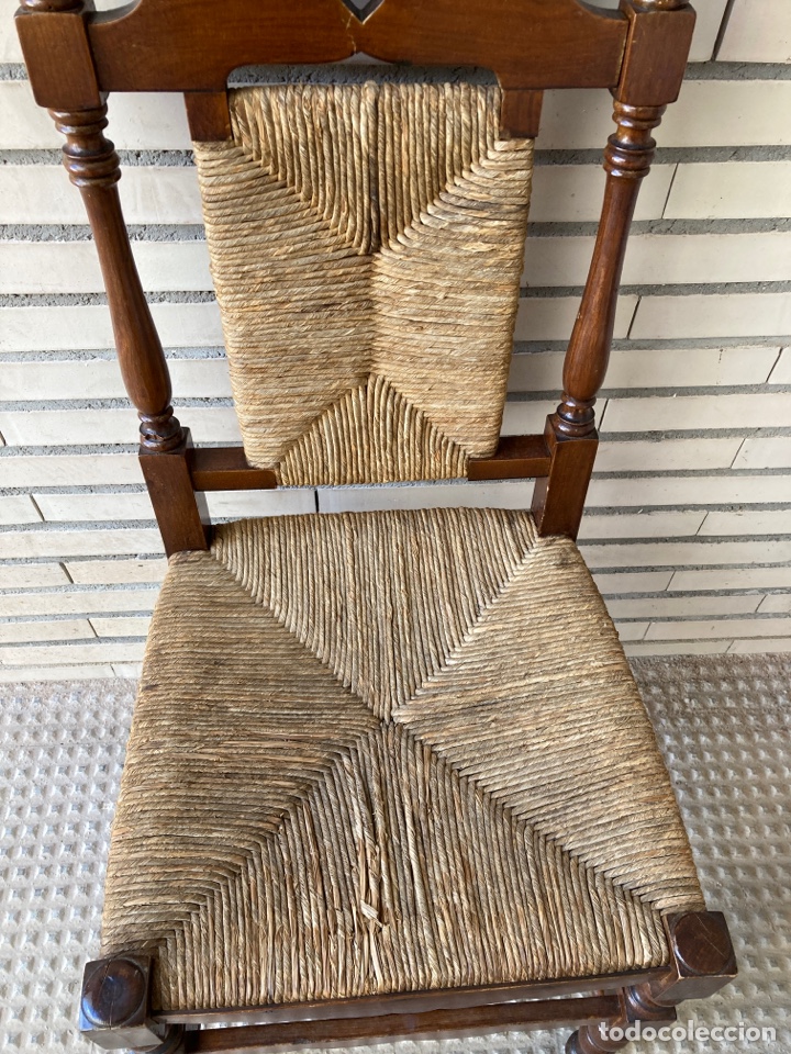 Antig&uuml;edades: Silla antigua de madera con enea - Foto 2