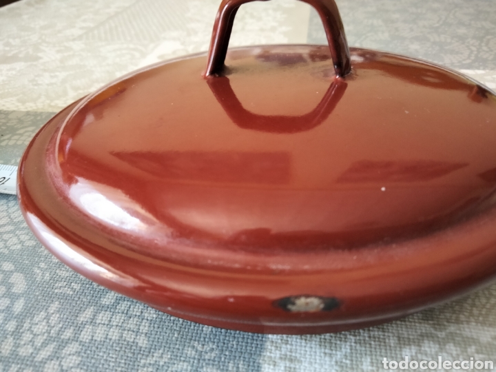 Antig&uuml;edades: Tapa porcelana esmaltada - Foto 2
