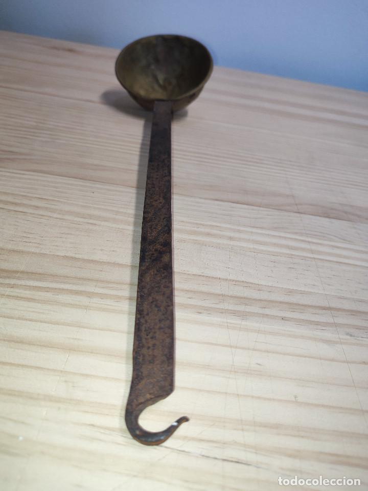 Antig&uuml;edades: ANTIGUO CAZO GARCILLA RASERA EN BRONCE Y FORJA. - Foto 6