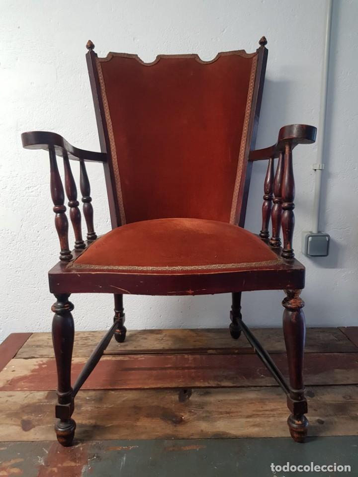 Antig&uuml;edades: Butaca antigua. - Foto 1
