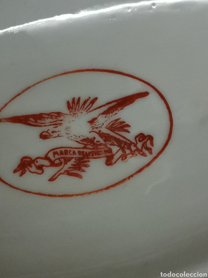 Antig&uuml;edades: Lote de 2 bandejas Larios - Foto 2