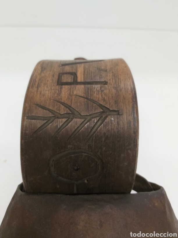 Antig&uuml;edades: Cencerro collar madera arte pastoril - Foto 5