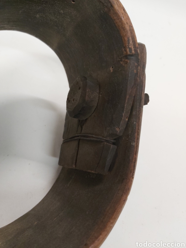 Antig&uuml;edades: Cencerro collar madera arte pastoril - Foto 7