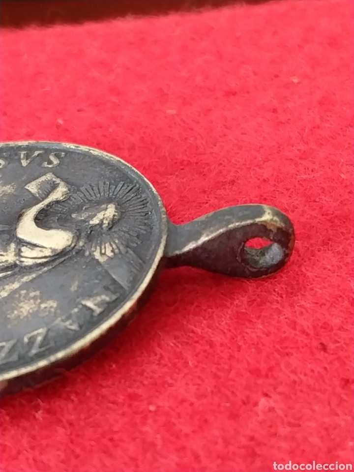 Antig&uuml;edades: Medalla de bronce fundido siglo XVIII - Foto 3