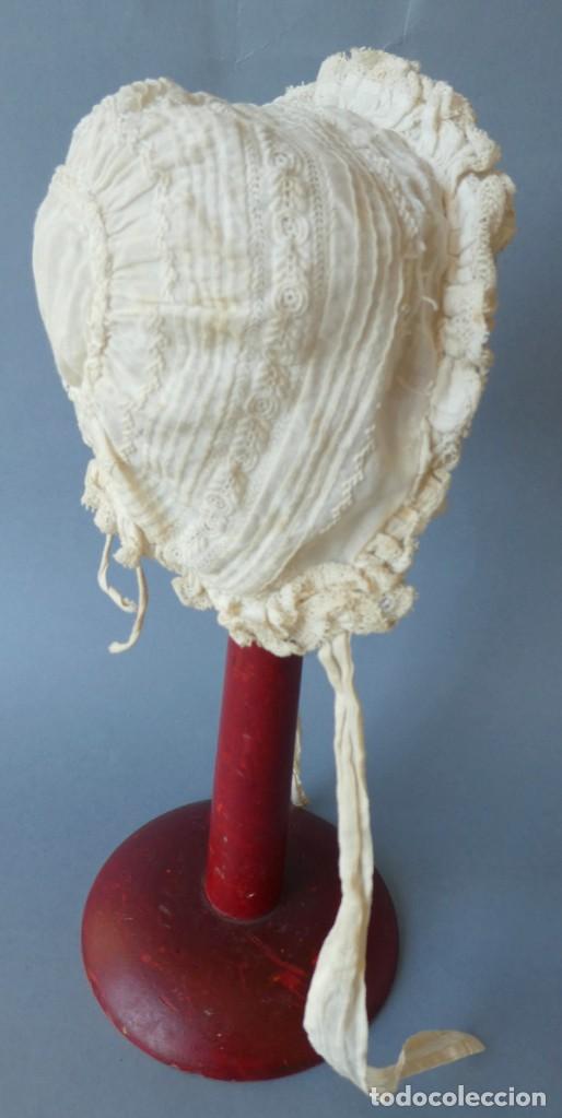 Antig&uuml;edades: ANTIGUO GORRO PARA BEBE O MU&Ntilde;ECA S.XIX - Foto 4