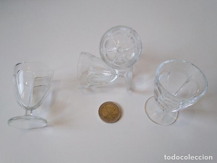 Antig&uuml;edades: Lote 4 antiguas copitas de anis - Foto 2