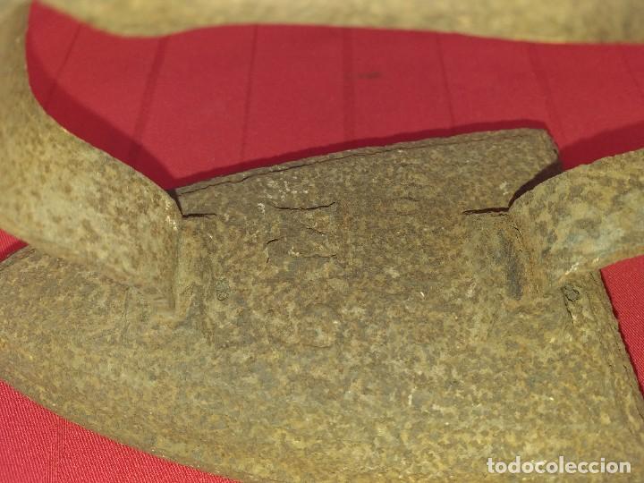 Antig&uuml;edades: PLANCHA DE HIERRO SIGLO XIX - GM - Foto 3