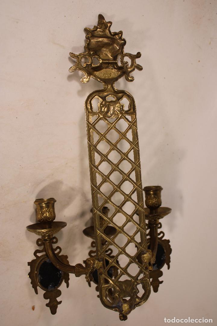 Antig&uuml;edades: aplique de bronce camafeo - Foto 2