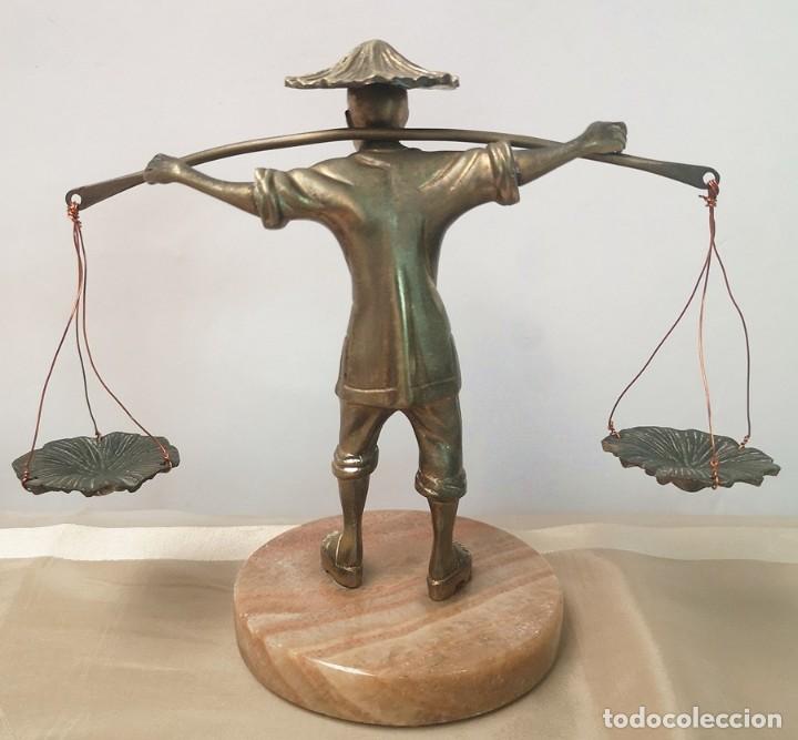 Antig&uuml;edades: Figura de Campesino Oriental - Foto 6