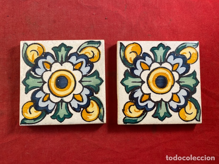 Antig&uuml;edades: Pareja de azulejos antiguos - Foto 1