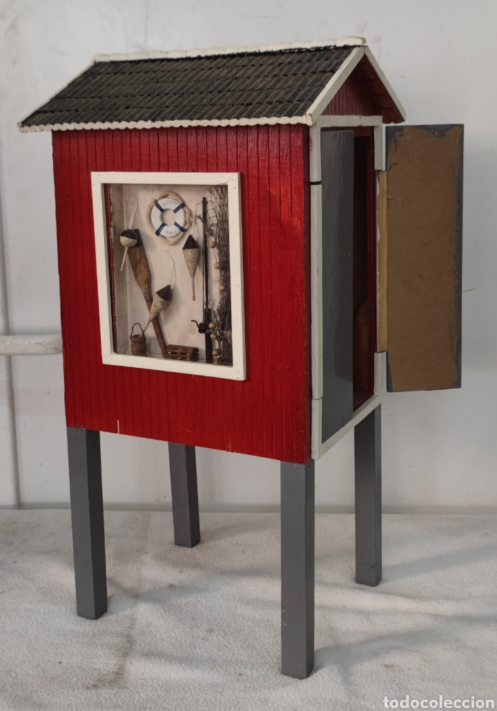 Antiques: Caseta de p&aacute;jaros