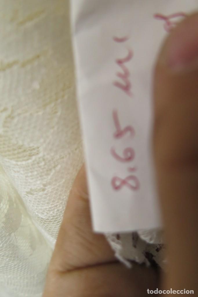 Antig&uuml;edades: TELA PARA MANTILLA. 856CM - Foto 2