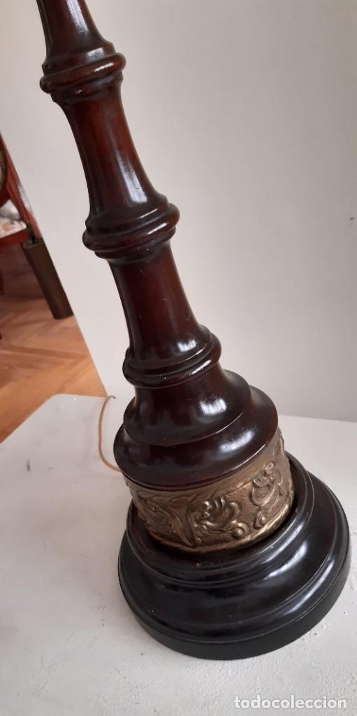 Antig&uuml;edades: L&aacute;mpara de mesa. - Foto 4
