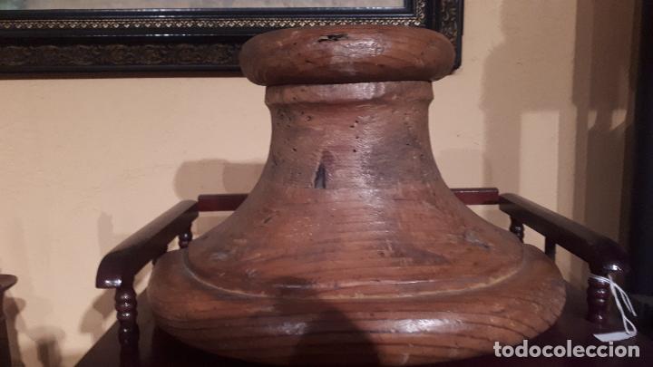 Antig&uuml;edades: Peana para crucifijo - Foto 1