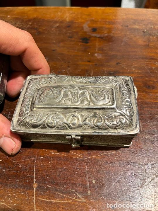 Antigüedades: Caja de plata orfebrería religiosa de alta época para santos óleos - Foto 5 - 338580153