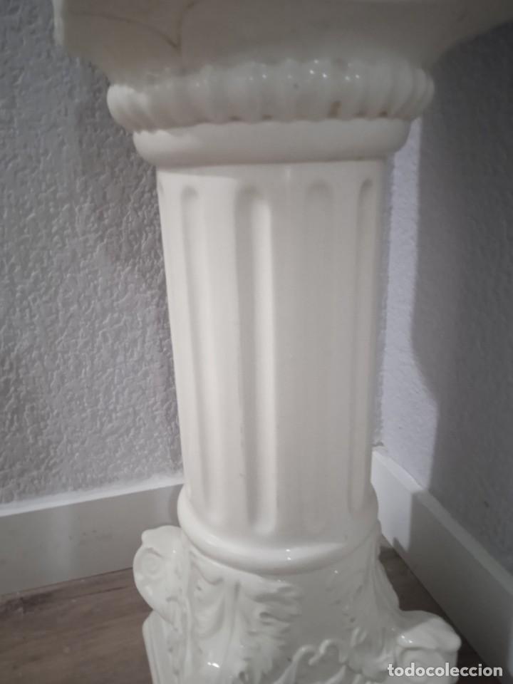 Antig&uuml;edades: Pedestal y jarr&oacute;n de Manises - Foto 5