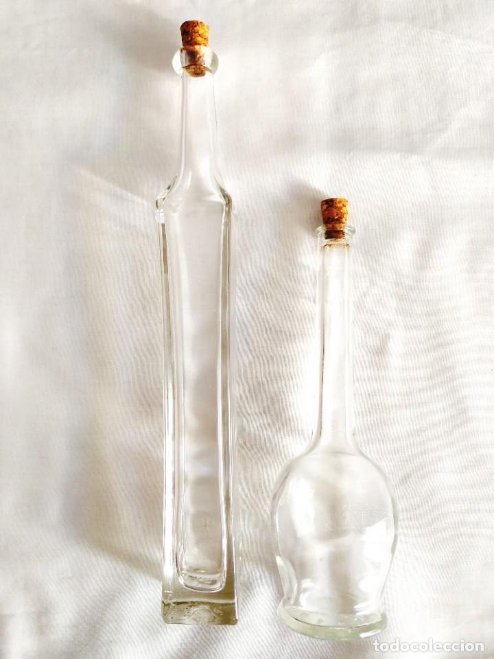 Antig&uuml;edades: DOS BOTELLITAS PARA ACEITE Y VINAGRE - Foto 1