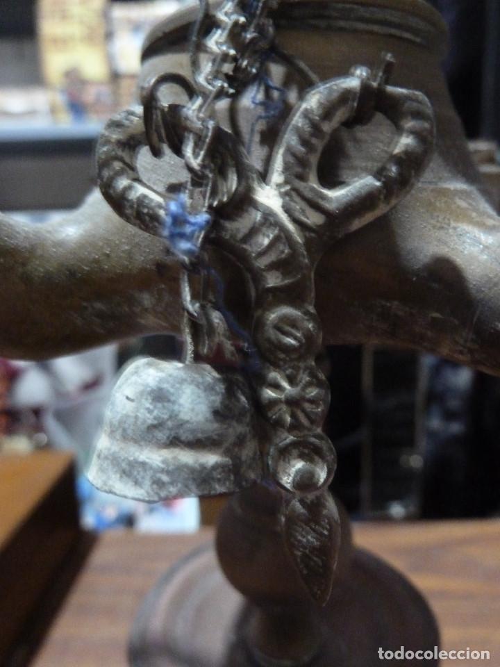 Antig&uuml;edades: LAMPARA DE ACEITE POSIBLEMENTE DE BRONCE - Foto 5