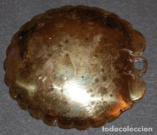 Antig&uuml;edades: CONCHA VIEIRA DE BRONCE MACIZO - Foto 2