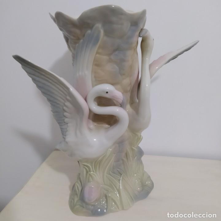 Antig&uuml;edades: Excelente jarr&oacute;n de porcelana - Foto 7