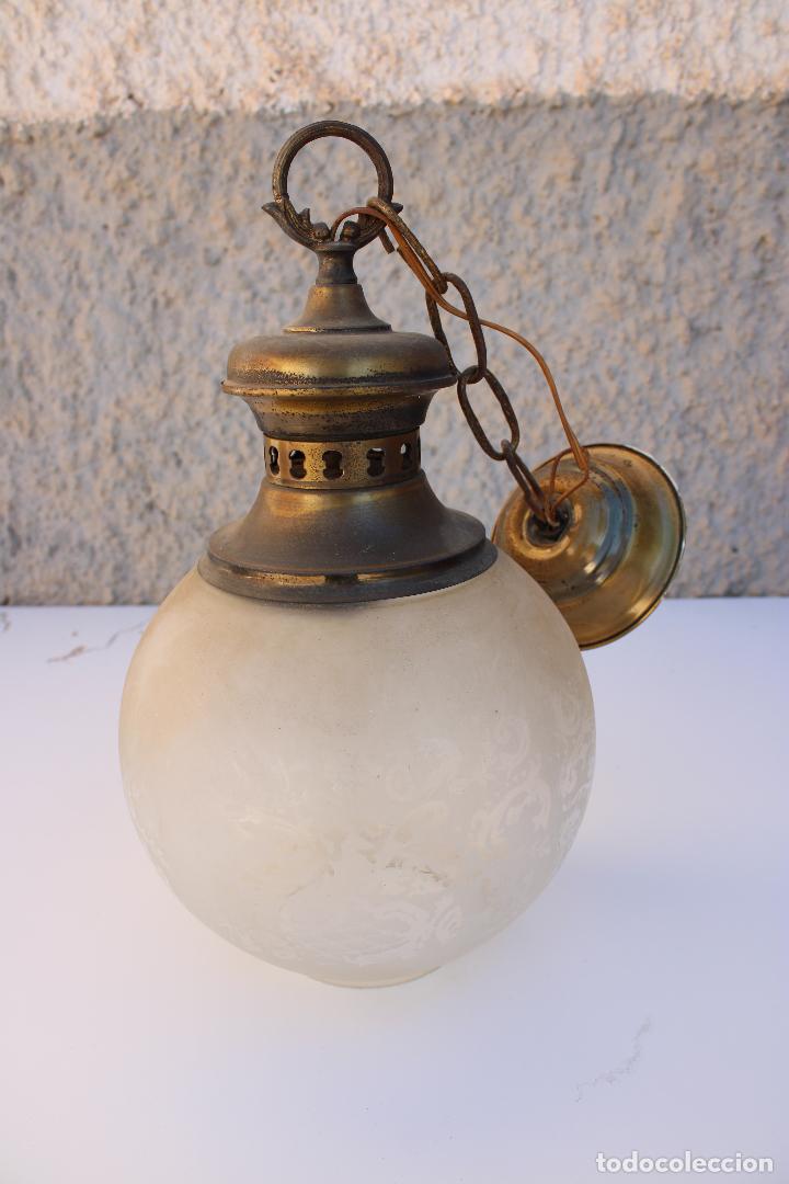 Antig&uuml;edades: lampara globo de techo tulipa cristal - Foto 2